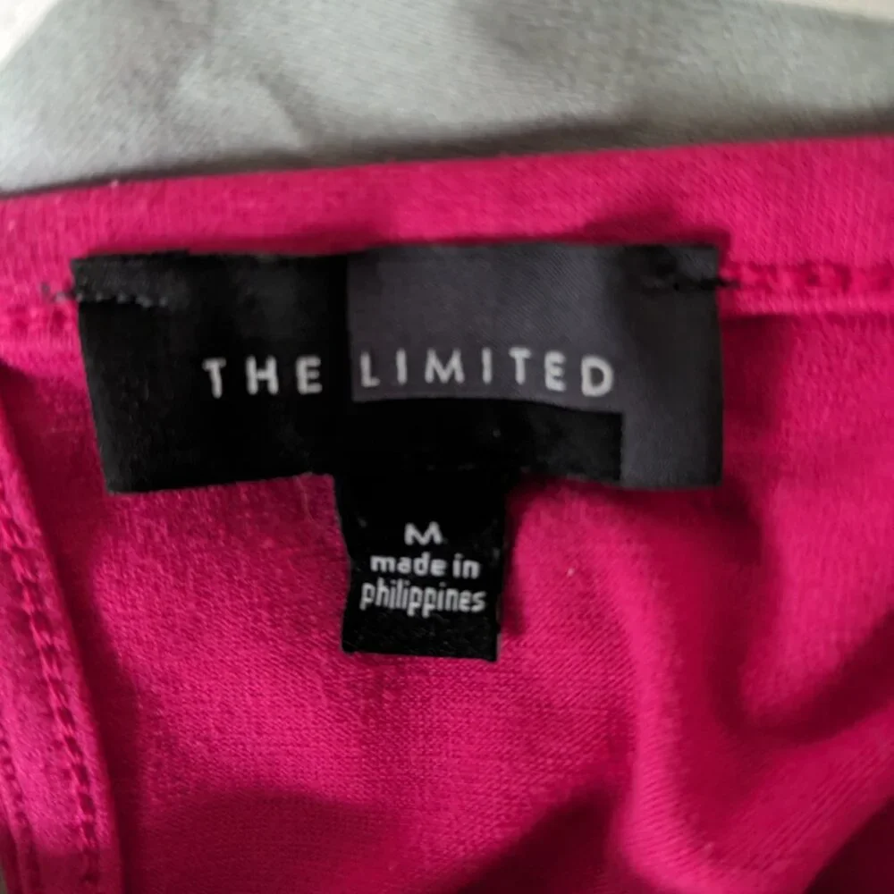 The Limited size medium short sleeve top. - Picture 2 of 2